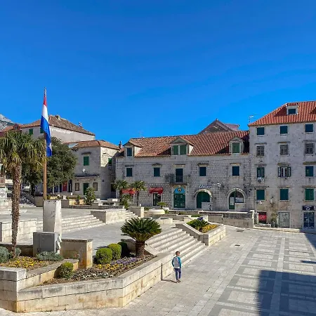 Center Roza Daire Makarska