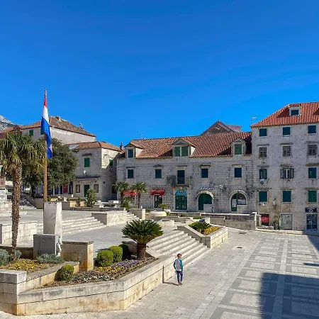 Center Roza Apartment Makarska