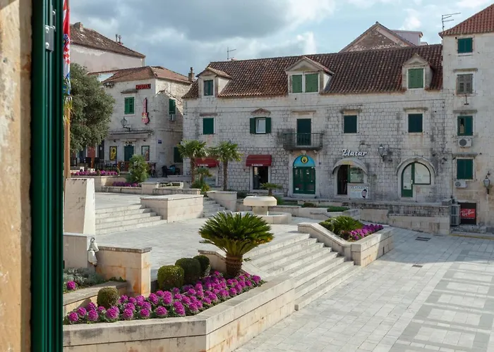 Center Roza Daire Makarska